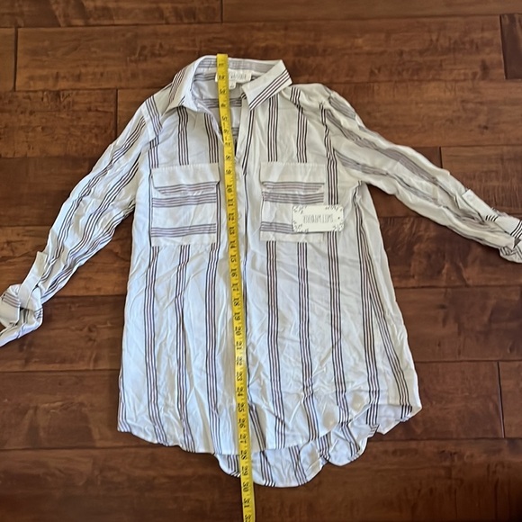 Sweet Wanderer Striped Shirt - Picture 6 of 10